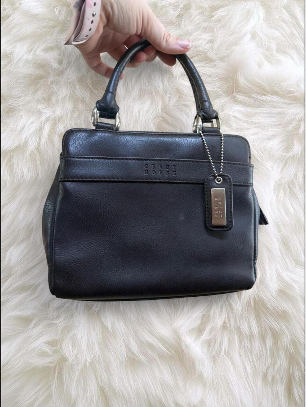 Black Crazy Horse leather handbag   (Y2K era) #crazyhorse #y2k